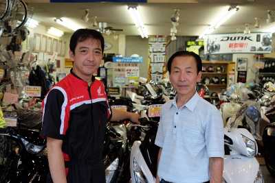 大_父と息子 (400x267)