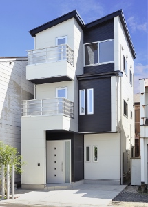 小_施行例外観_01 (215x300)