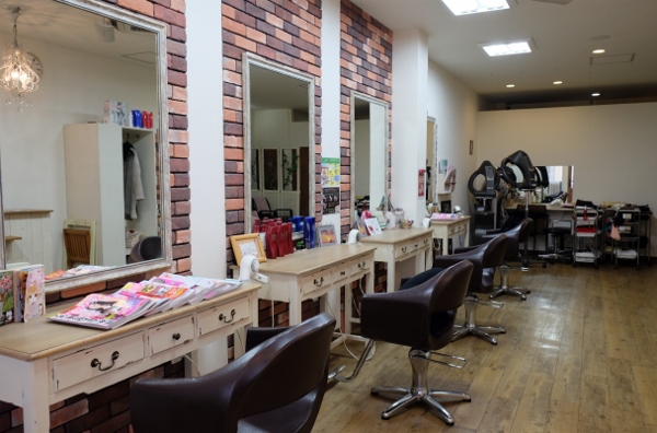 店内_DSCF4628 (600x396)