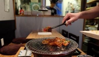 炭火焼ホルモン ナカジ