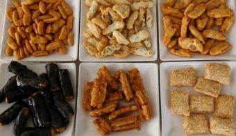 精華堂あられ総本舗