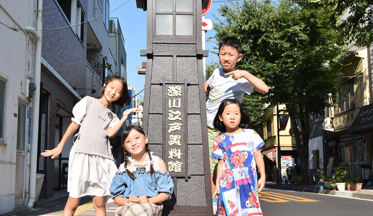 「こども記者」が商店街のお店にインタビュー！ 深川資料館通り商店街