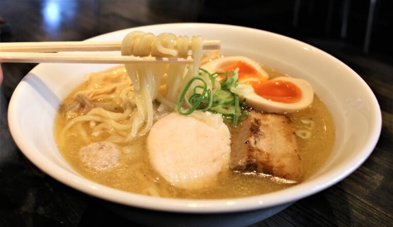 下町食堂 麺屋ばらいち