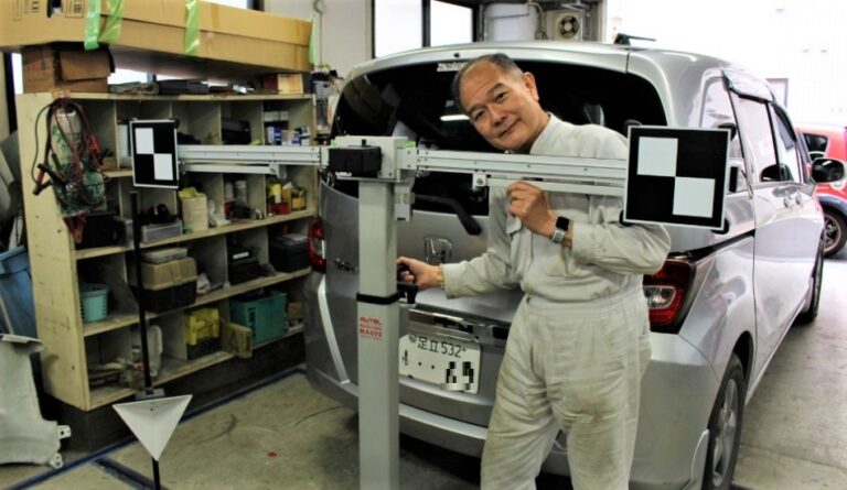 千歳自動車鈑金工業