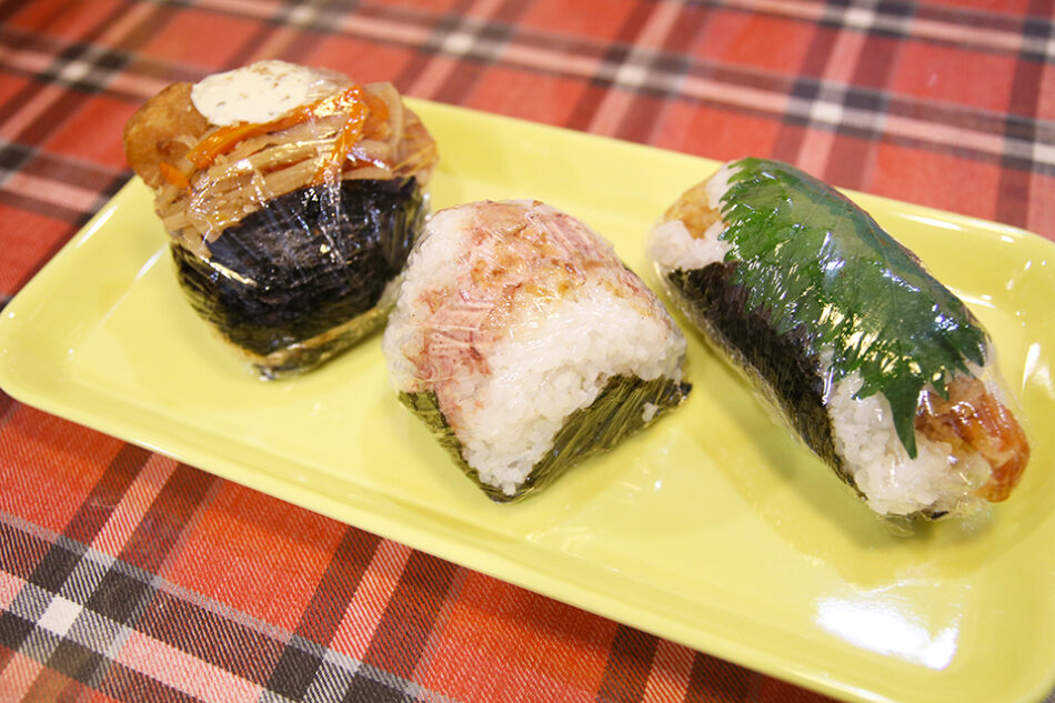 おにぎりそれとみそしる