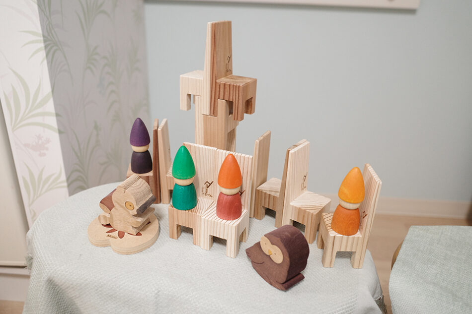 おもちゃ塾 Milk Pot