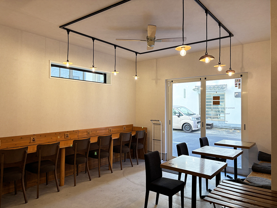 大島牛乳ベーカリー&カフェ