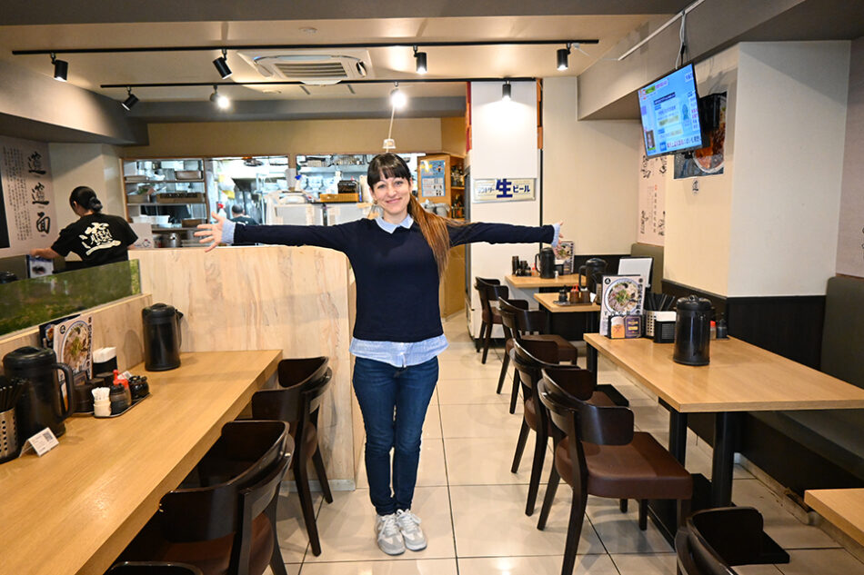 Xi’an Noodle House Qin Tang Ji Eitai Main Branch